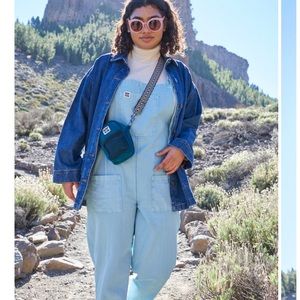 Lucy and yak size 4 US